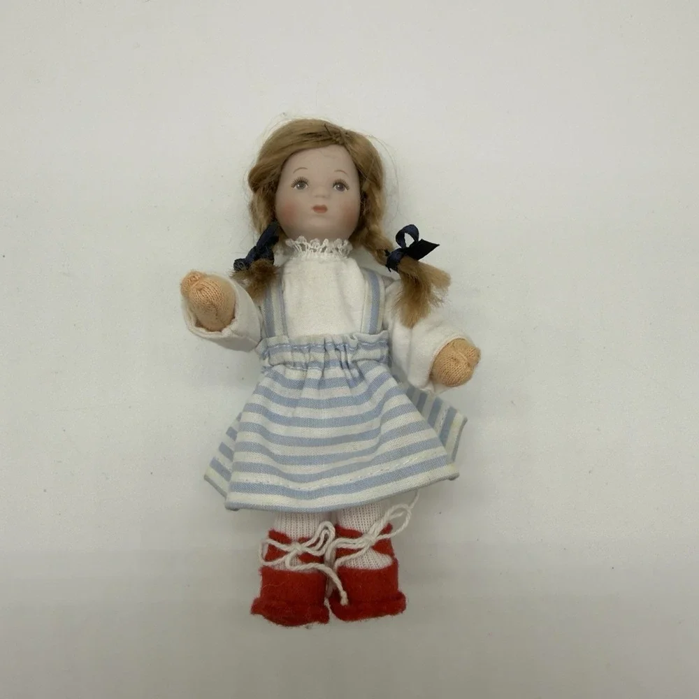 Lot of 5 Käthe Kruse‎ Club Edition 1:12 Miniature Porcelain Dollhouse Dolls Mint